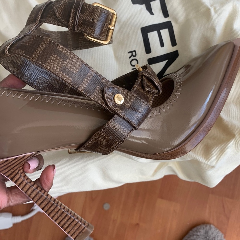 Fendi Shoe